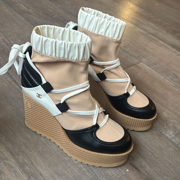 CHANEL Runway Wedge slo Booties Black and Tan Size 37.5C - Picture 1 of 9